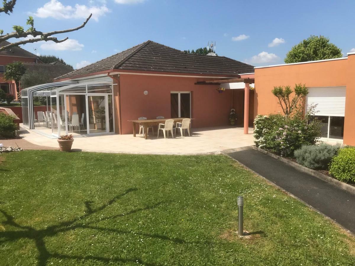 Chambres D'Hotes La Coloniale Varetz Ngoại thất bức ảnh